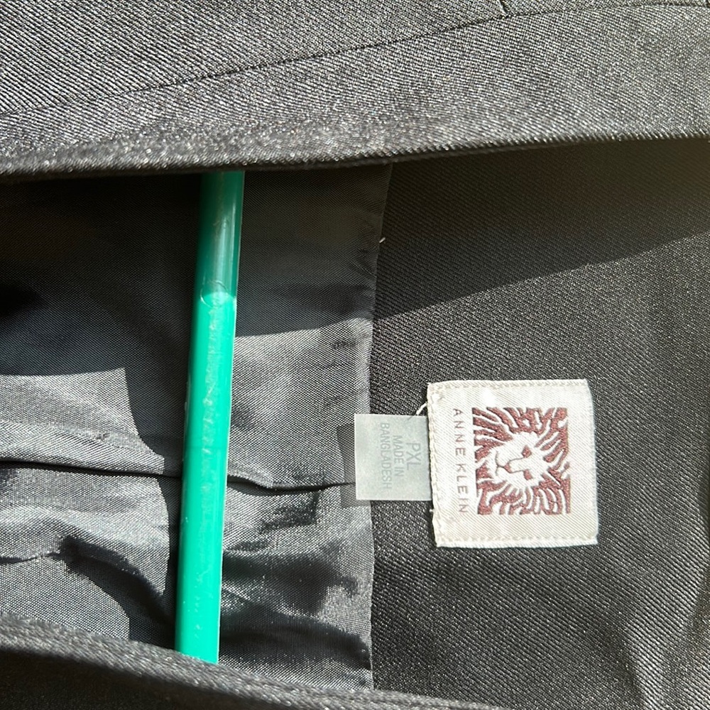 Black blazer ANN KLEIN size PXL used but hardly